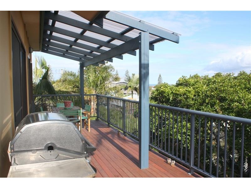 13 Link Street, Yamba NSW 2464