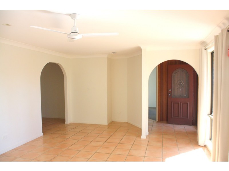 13 Acacia Circuit, Yamba NSW 2464