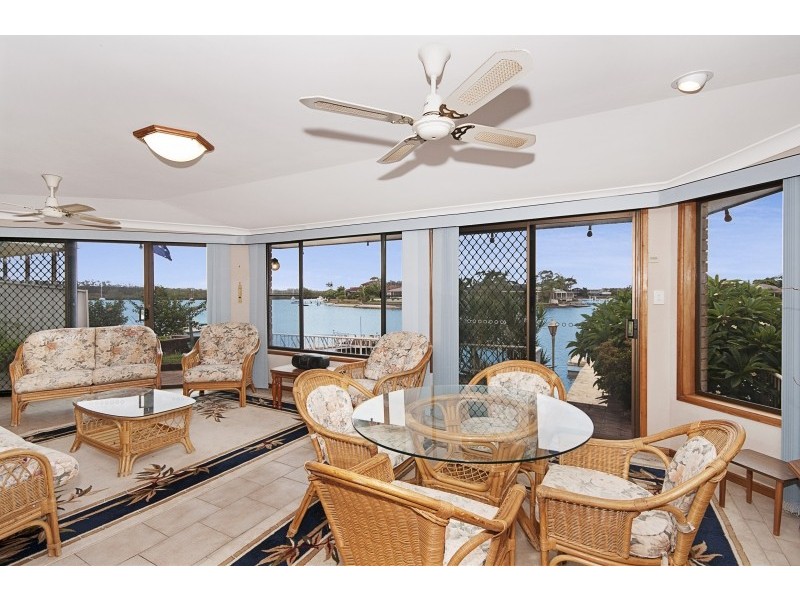 32 Acacia Circuit, Yamba NSW 2464