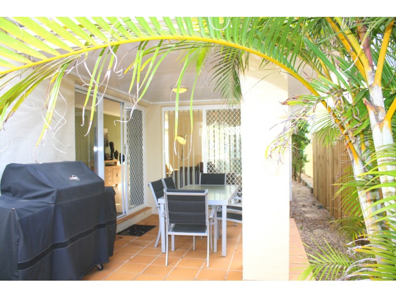 13 The Parkway, Yamba NSW 2464