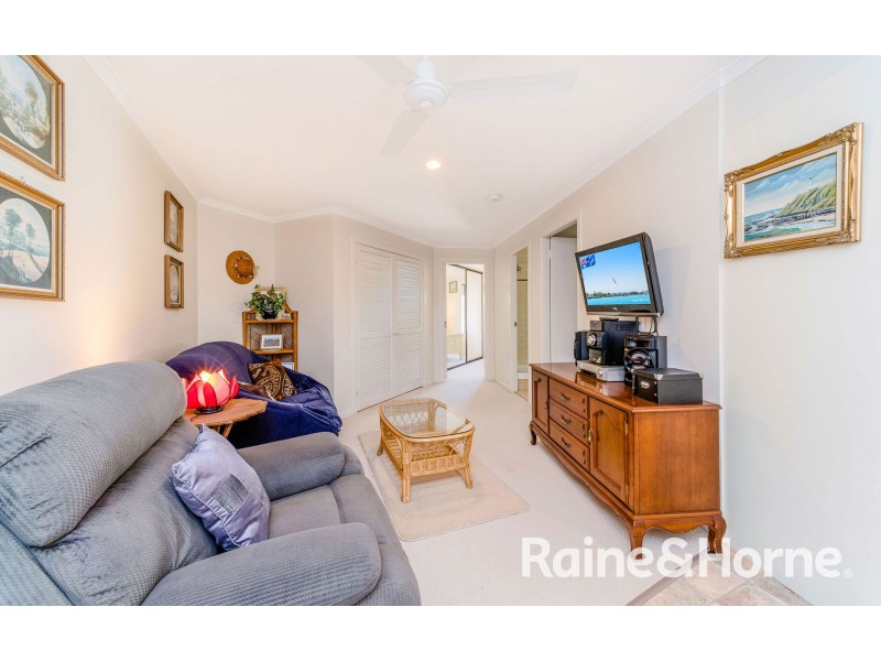5 Melia Place, Yamba NSW 2464