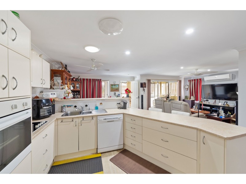 17/1 Orion Drive, Yamba NSW 2464