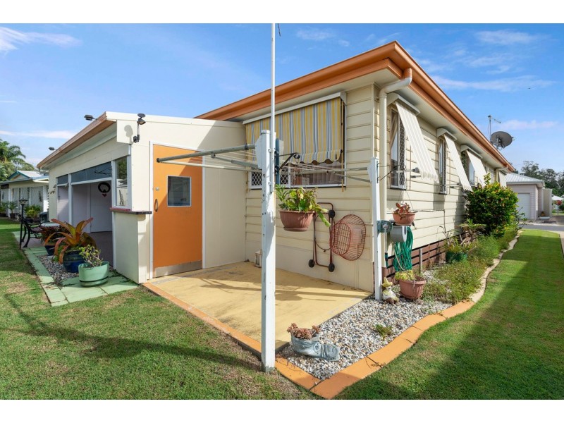 17/1 Orion Drive, Yamba NSW 2464