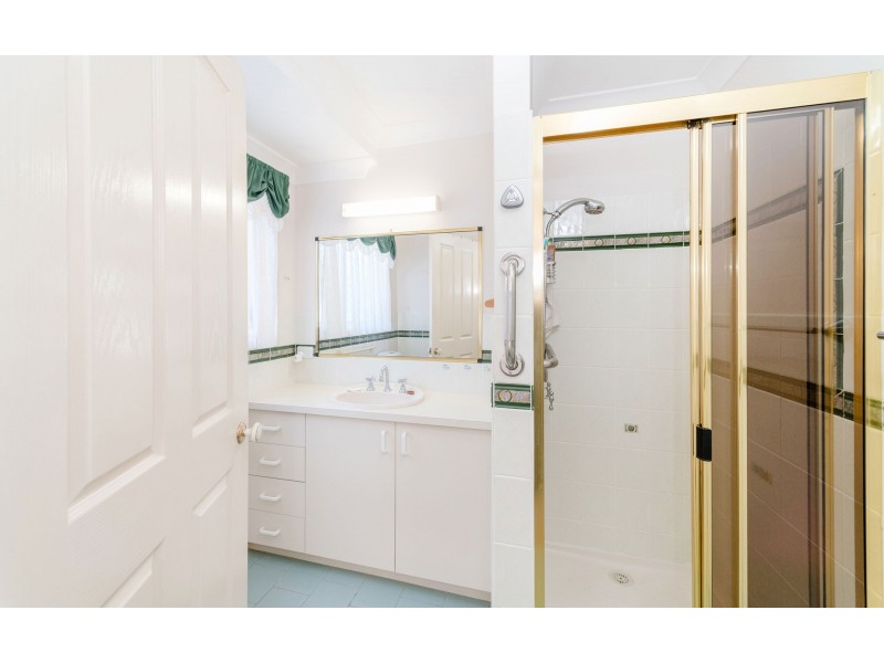 11 Admiralty Court, Yamba NSW 2464