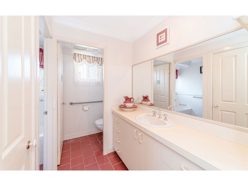 11 Admiralty Court, Yamba NSW 2464