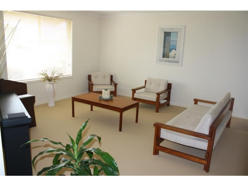 7 Kempnich Place, Yamba NSW 2464