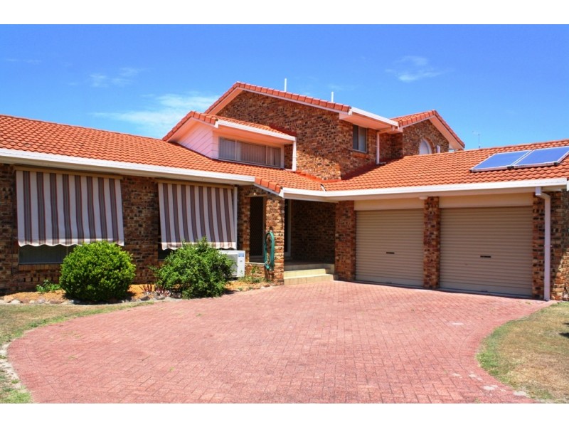 42 The Mainbrace, Yamba NSW 2464
