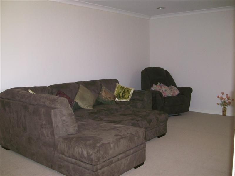 2 Roseland Avenue, Yamba NSW 2464