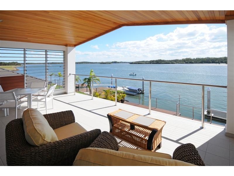 111 Witonga Drive, Yamba NSW 2464