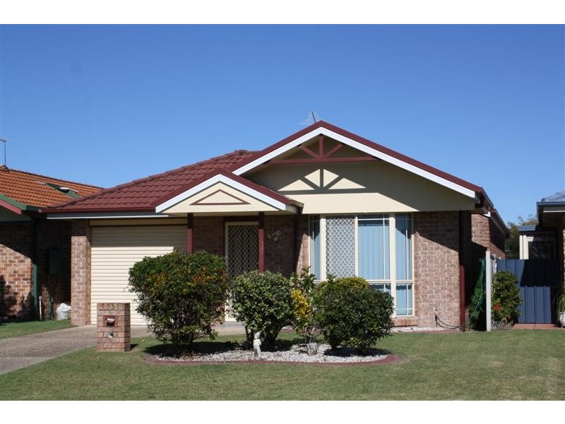 33 Lady Nelson Place, Yamba NSW 2464
