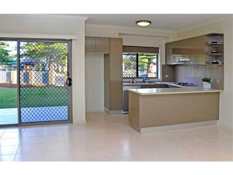 Unit 3/10 Bent Street, Yamba NSW 2464