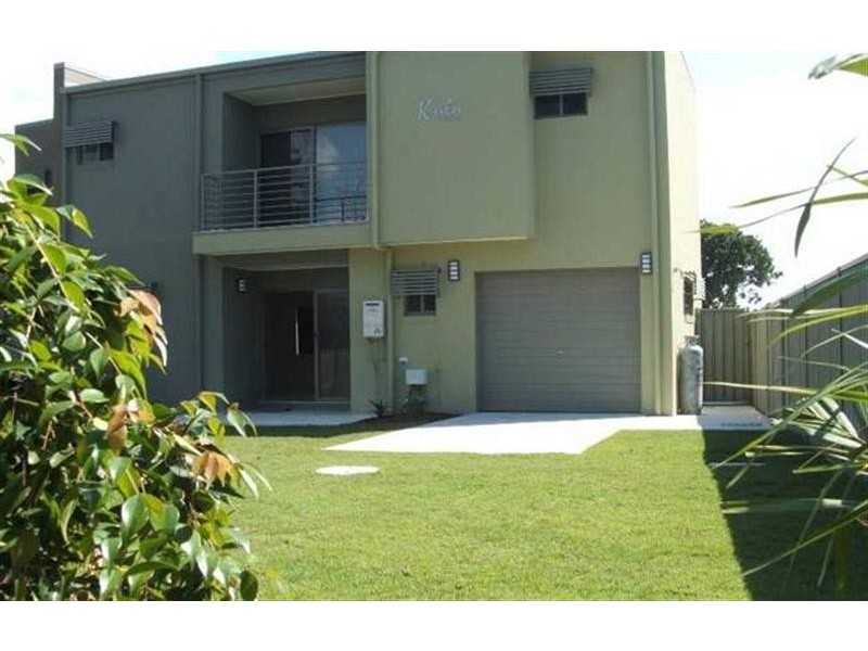 Unit 3/10 Bent Street, Yamba NSW 2464