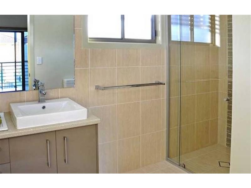 Unit 3/10 Bent Street, Yamba NSW 2464