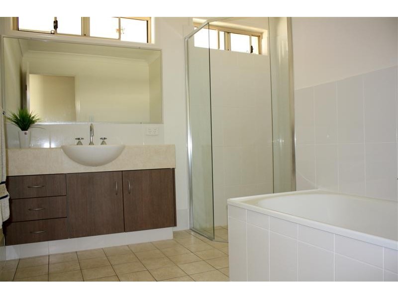 266 Yamba Road, Yamba NSW 2464