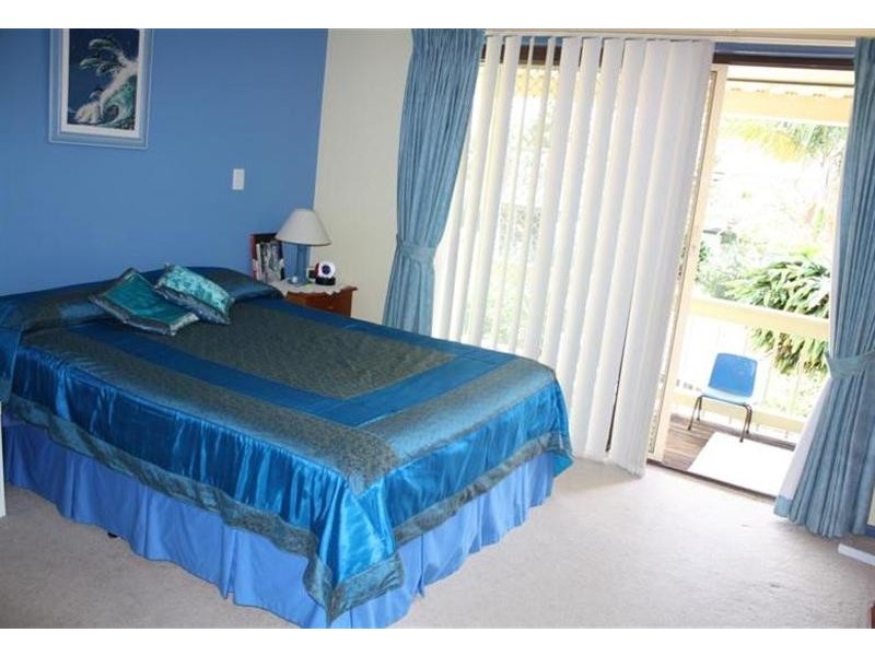 2-2 Waratah Avenue, Yamba NSW 2464