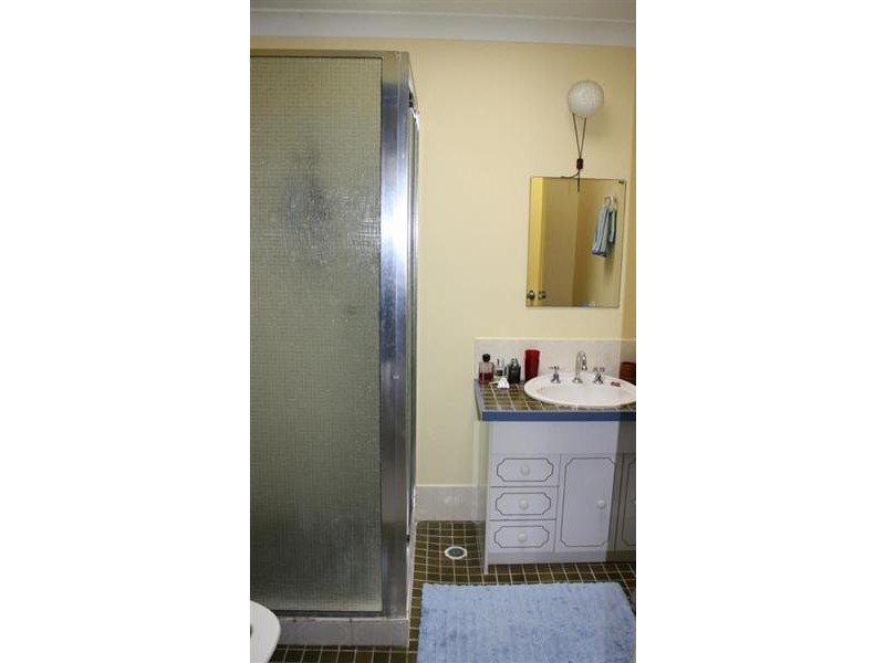2-2 Waratah Avenue, Yamba NSW 2464