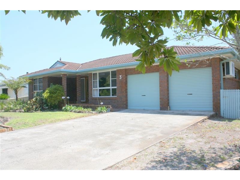 3 Roseland Avenue, Yamba NSW 2464