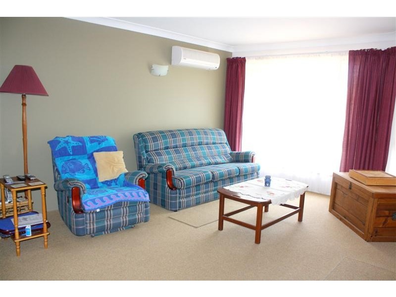 3 Roselands Avenue, Yamba NSW 2464