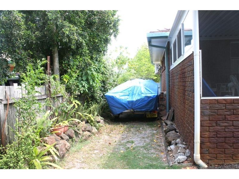 3 Roselands Avenue, Yamba NSW 2464