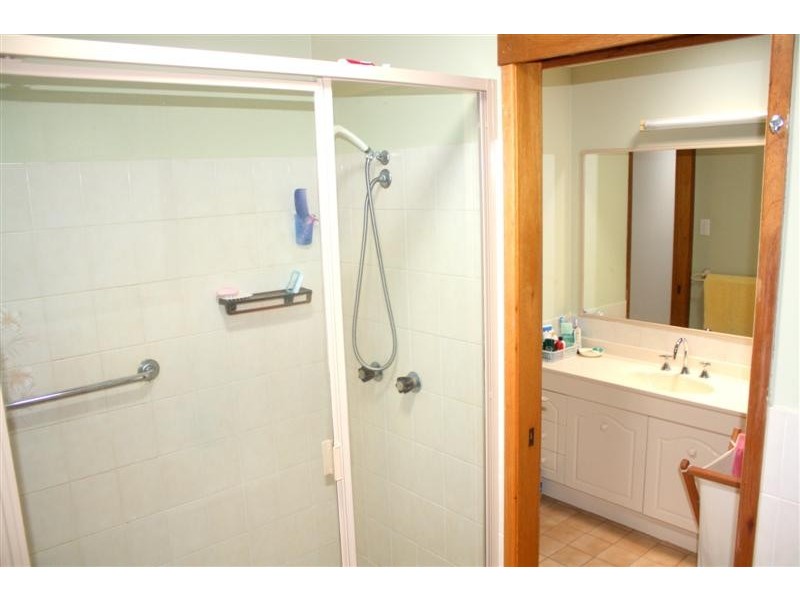 3 Roselands Avenue, Yamba NSW 2464