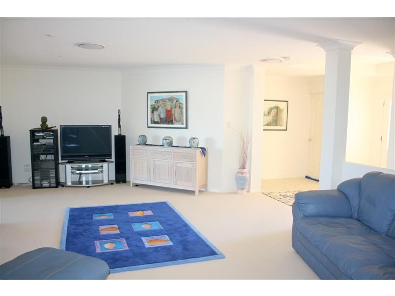 15 Barellan Ave, Yamba NSW 2464