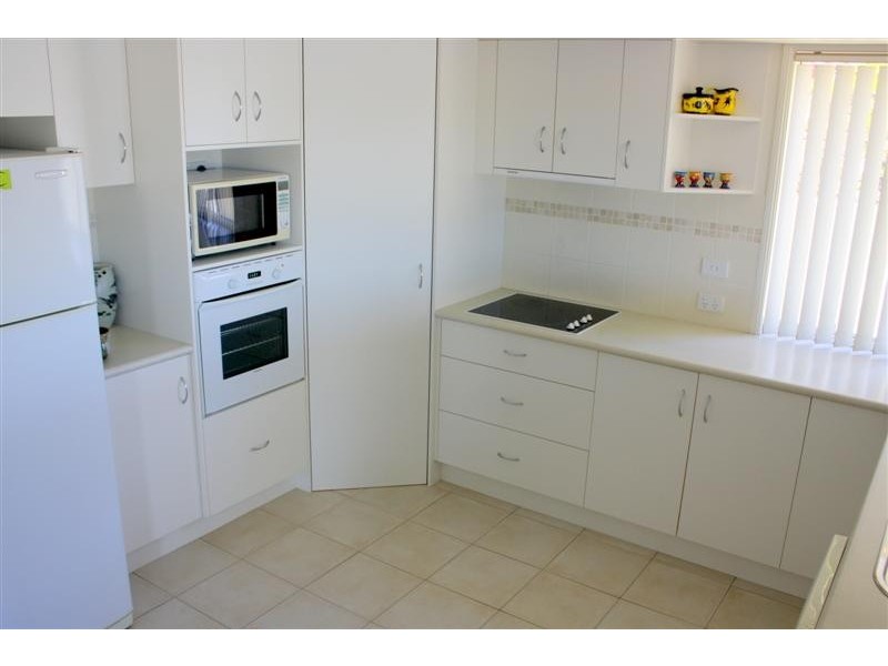 15 Barellan Ave, Yamba NSW 2464