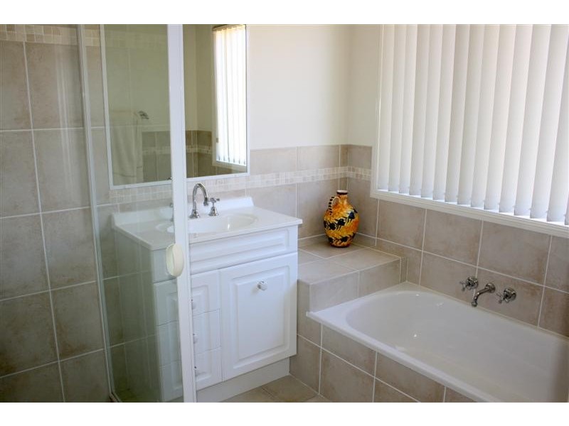 15 Barellan Ave, Yamba NSW 2464