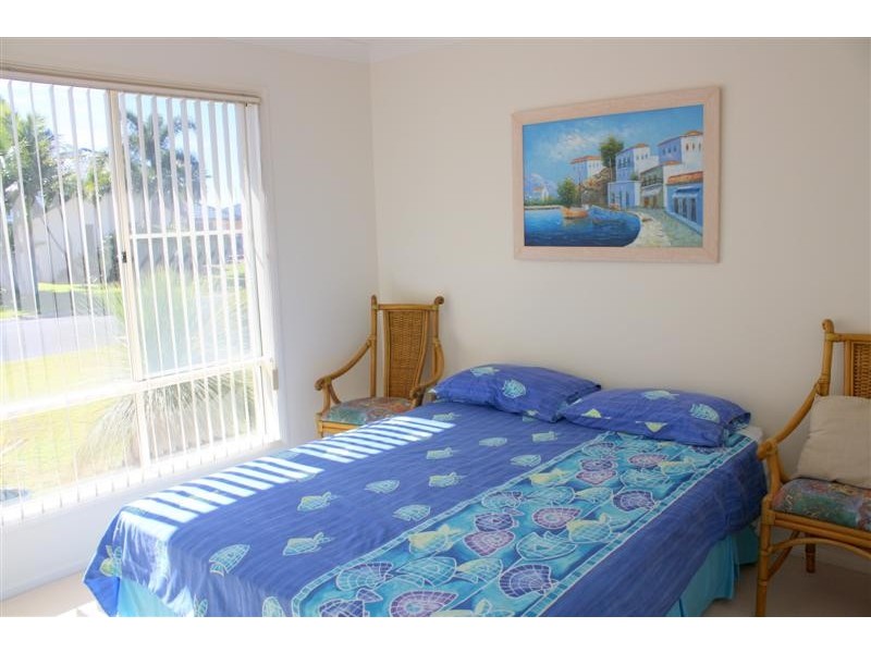 15 Barellan Ave, Yamba NSW 2464