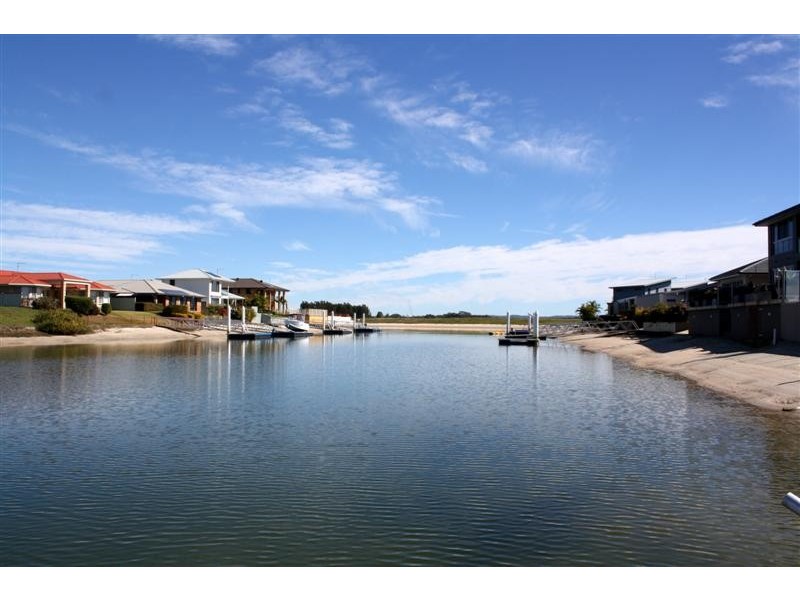 15 Barellan Ave, Yamba NSW 2464