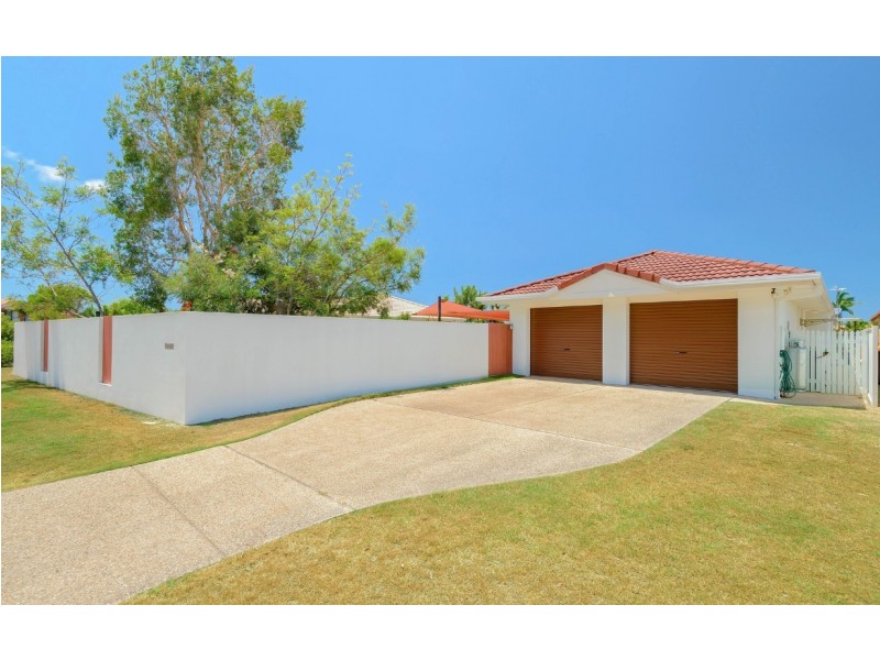 85 Witonga Drive, Yamba NSW 2464
