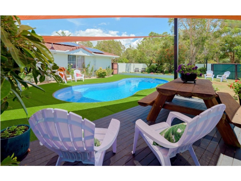 85 Witonga Drive, Yamba NSW 2464