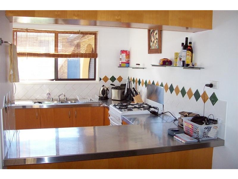 2 Barbara Close, Yamba NSW 2464