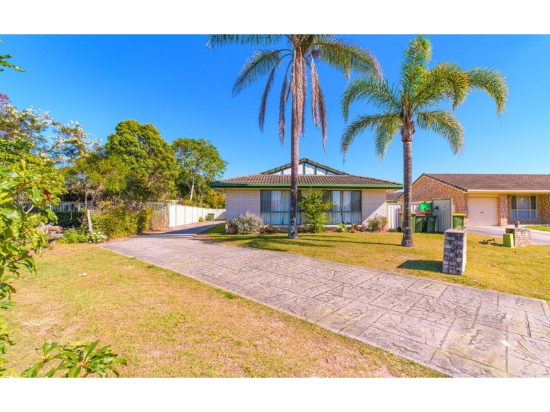 1/21 Parkview Crescent, Yamba NSW 2464