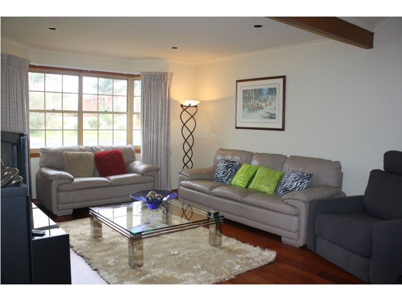 32 The Peninsula, Yamba NSW 2464