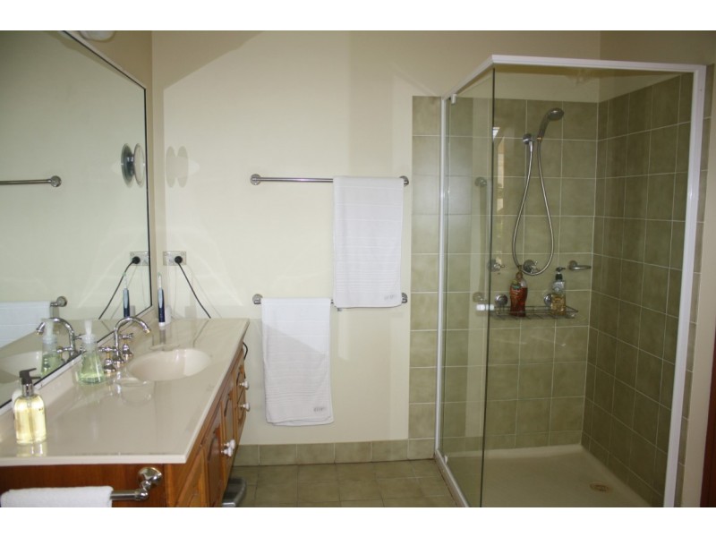 32 The Peninsula, Yamba NSW 2464