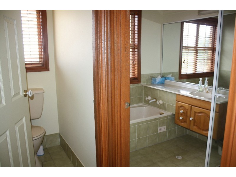 32 The Peninsula, Yamba NSW 2464