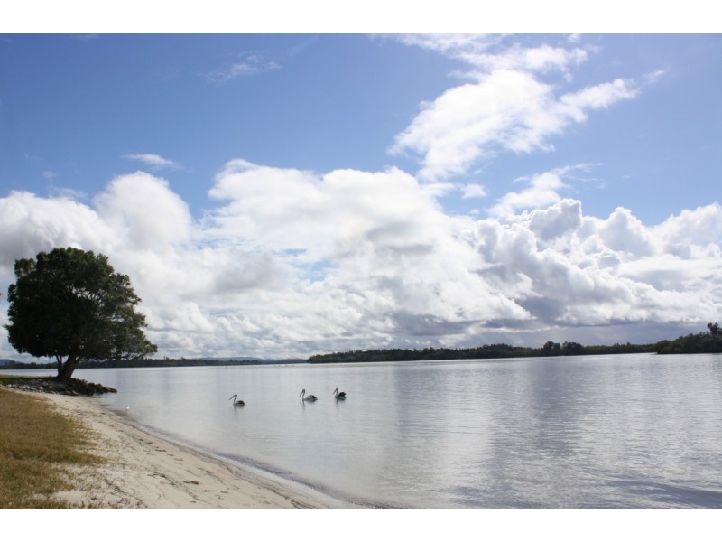 32 The Peninsula, Yamba NSW 2464