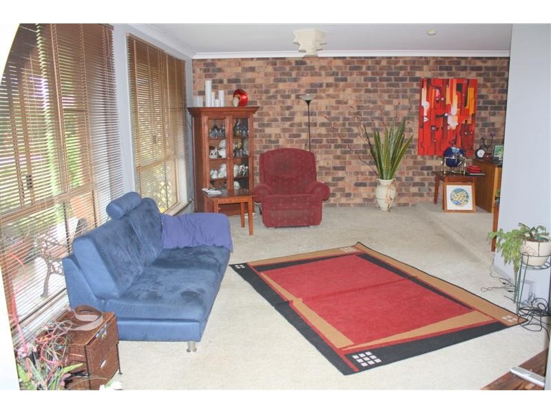16 Binnacle Court, Yamba NSW 2464