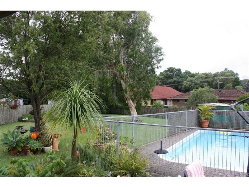 16 Binnacle Court, Yamba NSW 2464
