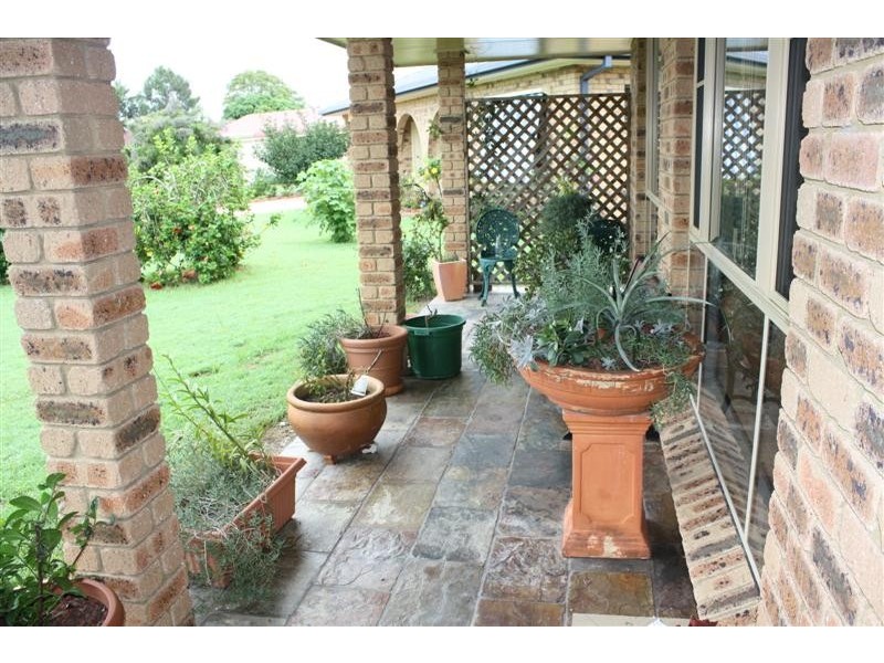 16 Binnacle Court, Yamba NSW 2464