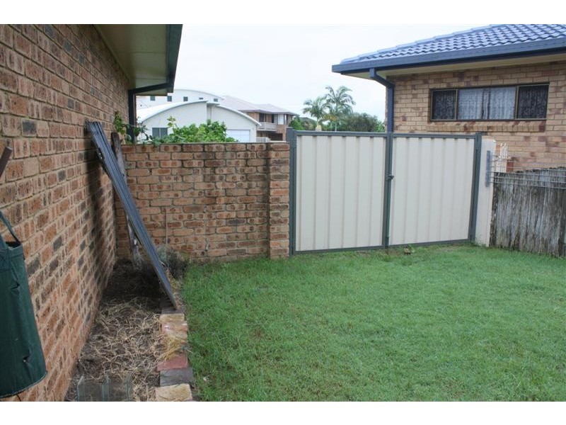 16 Binnacle Court, Yamba NSW 2464