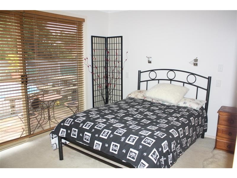 16 Binnacle Court, Yamba NSW 2464