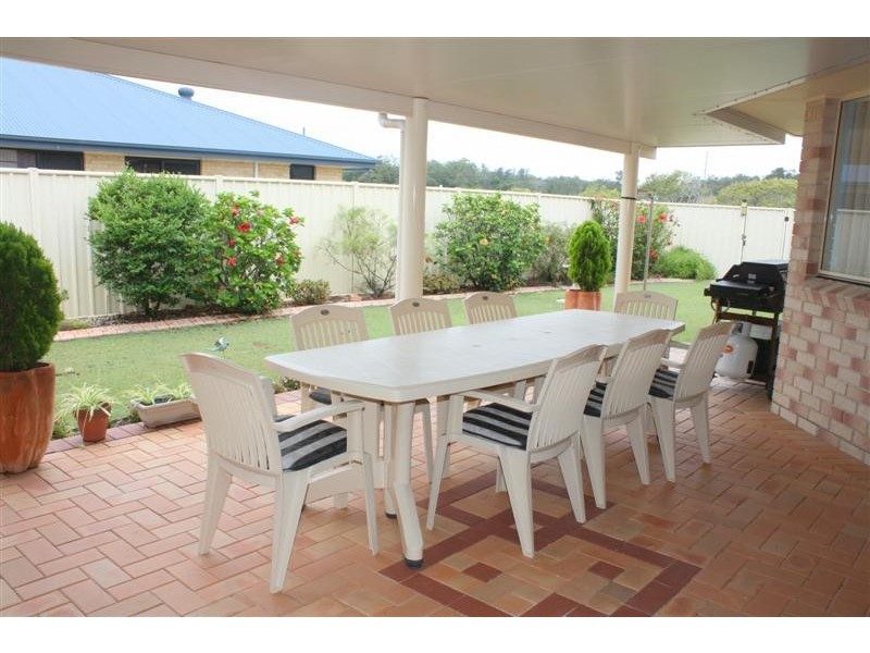 6 Bayview Drive, Yamba NSW 2464