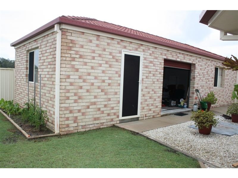 6 Bayview Drive, Yamba NSW 2464