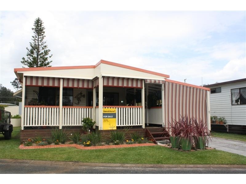 19 Yamba Waters Park, Yamba NSW 2464