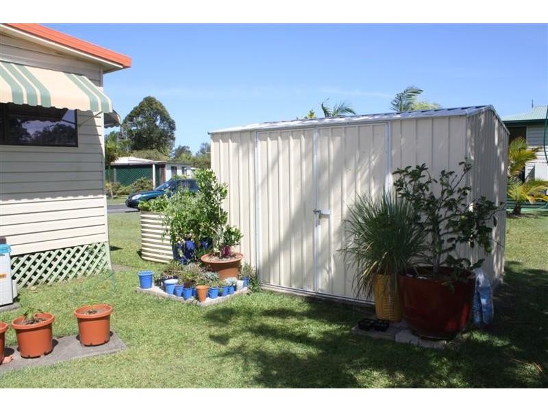 19 Yamba Waters Park, Yamba NSW 2464