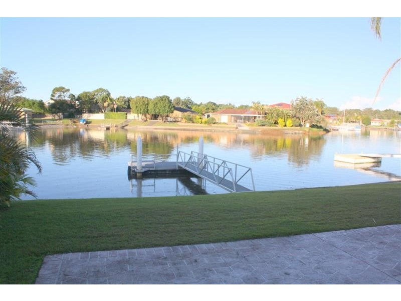 38 The Mainbrace, Yamba NSW 2464