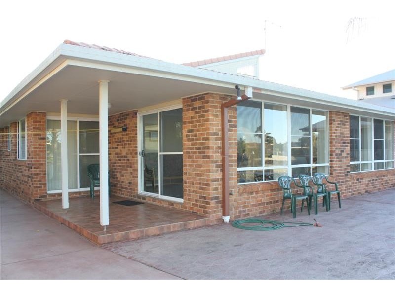 38 The Mainbrace, Yamba NSW 2464