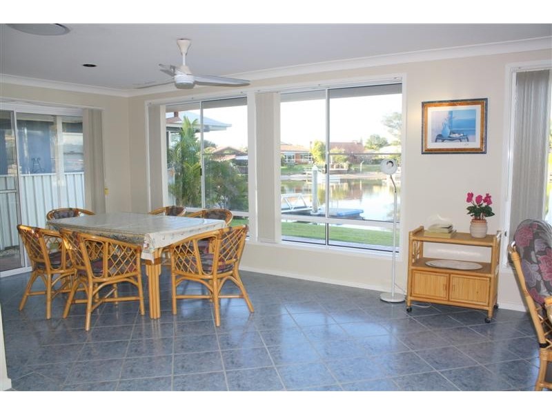 38 The Mainbrace, Yamba NSW 2464