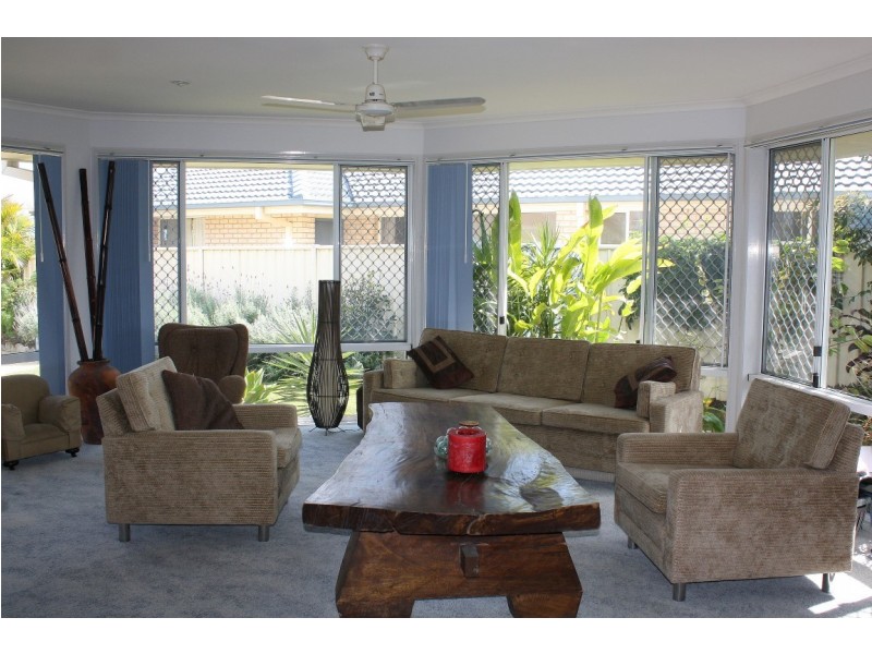 28 Treelands Drive, Yamba NSW 2464